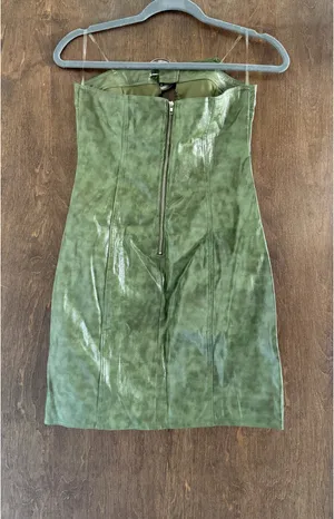 Cherry Mellow Strapless Leather Bodycon Dress Green thumbnail 3