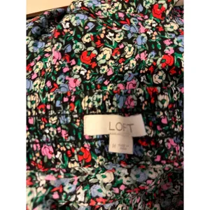 LOFT Floral Print Smocked Waist Ruffle Hem Mini Skirt Women's Size M thumbnail 6