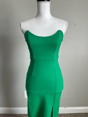 SUPERDOWN | Ryleigh Strapless Kelly Green Column Gown with Front Slit Sz S thumbnail 3