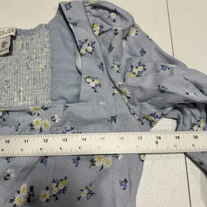 Rachel Zoe Linen Blend Crop Top Sz M Blouse Long Sleeve Square Neck Blue Floral thumbnail 10