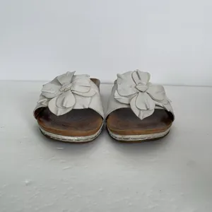 Born Sandals Roca‎ Off White Leather Slide Comfort Slip On Floral Women's 8 Boho thumbnail 3