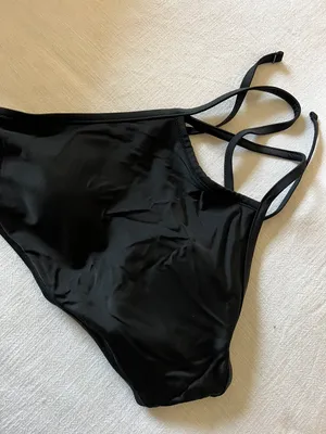 Swimsuit Top thumbnail 1