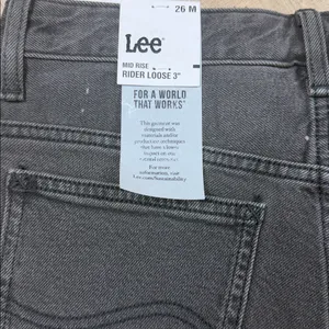 NWT Lee Black Mid Rise Frayed Hem‎ Denim Shorts Women's Size 26 Cutoff thumbnail 4