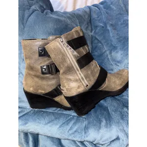 Sorel After Hours Wedge Boots Womens 10 Leather Buckle Grunge thumbnail 6