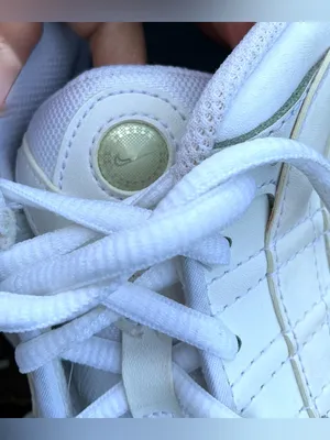 Women’s NIKE athletic sneakers 🌟 thumbnail 12
