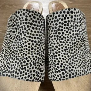 Madewell Clog Mule Sandals Womens 8 Spotted Calf Hair Wood Heel Slides Boho Chic thumbnail 3