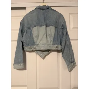 Zara Denim Jeans Jacket Cropped Blue Color‎ Block thumbnail 2