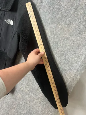 The North Face‎ Woman’s Medium Black Full-Zip Fleece Jacket thumbnail 6