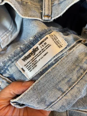Wrangler Light Blue High-Rise Straight Jeans thumbnail 4