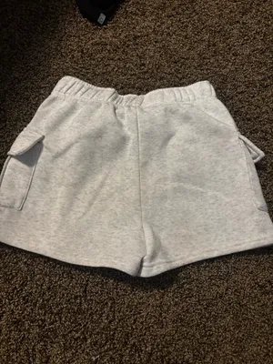 shorts Gray Size M thumbnail 2
