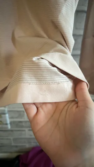 Lululemon Long Sleeve Swiftly Tech thumbnail 3