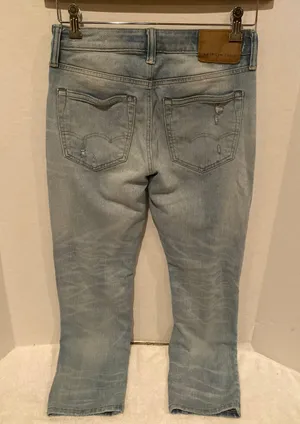 American Eagle Mom Jeans  thumbnail 2
