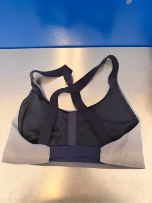 ALO Yoga Gradient Scoop Sports Bra in Lavender and Navy thumbnail 6