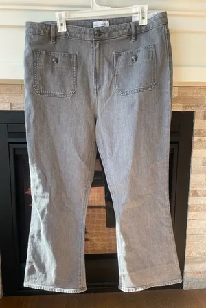 NWT LOFT Women Jeans Pant The Kick Crop High Rise Curvy Size 32 Gray 99%cotton thumbnail 1