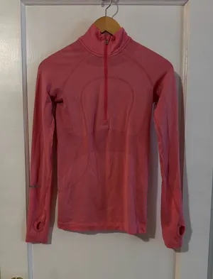 Lululemon Swiftly Tech 1/2 Zip thumbnail 1
