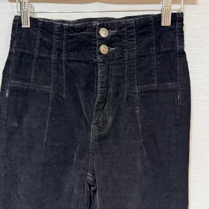 We The Free People Black Corduroy High Rise Flare Pants Raw Hem Size 24 thumbnail 4