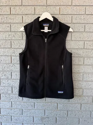 Patagonia Women’s Synchilla Vest Black Size Medium thumbnail 3
