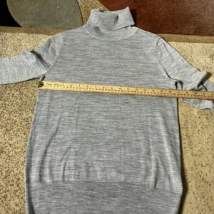 Gap Merino Wool Turtleneck Sweater Womens XS Gray Knit Long Sleeve Layering Top thumbnail 3