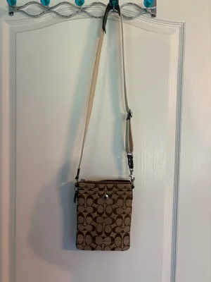 Coach Crossbody Purse Vintage thumbnail 9