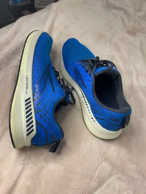 Brooks Levitate GTCS 5 Mens Running Shoes Size 10.5 thumbnail 5