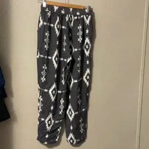 Bucket list Brown thumbnail 2