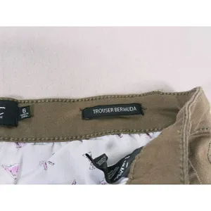 Nanette Lepore Womens Trouser Bermuda Shorts Size 6 Brown Khaki Preppy Minimal thumbnail 10