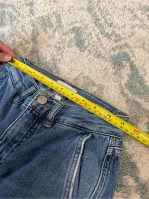 FRAME Le Jane Jeans Size 23 High Rise Straight Leg 32.5” Inseam thumbnail 5