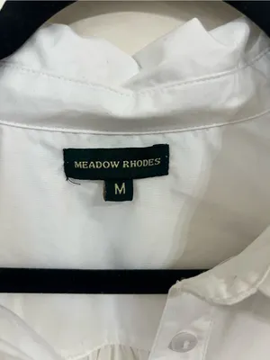 Meadow Rhodes White Ruffle Hem Button-Down Shirt Dress size M thumbnail 3