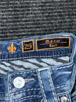 Y2K Rock Revival Lang Low Rise Bootcut Jean Light Wash Embroidered Distressed 25 thumbnail 8