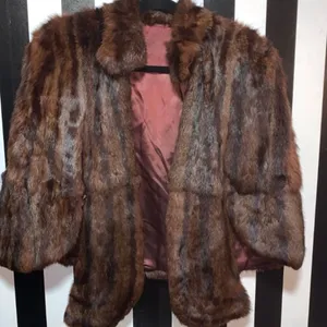 Luxury Vintage Real Fur 1940s Mink Cape/Vest/Stole Mint Condition Mob Wife Vibe thumbnail 9
