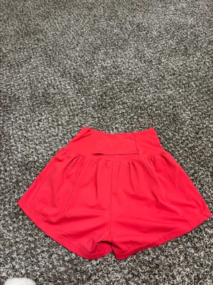 Halara Shorts High-Waisted thumbnail 2