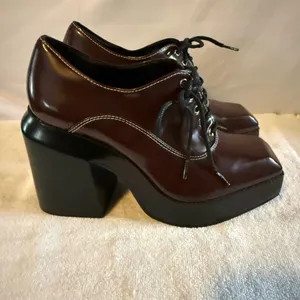 Gianni Bini Heels Platform Pumps Maroon/Burgandy size 10 thumbnail 4