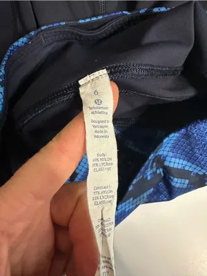 Lululemon All The Right Places Pant Size 6 Blue Snake Print Full Length Leggings thumbnail 8