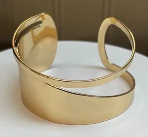 Elegant & Chic 18K Gold Plated Bracelet thumbnail 1