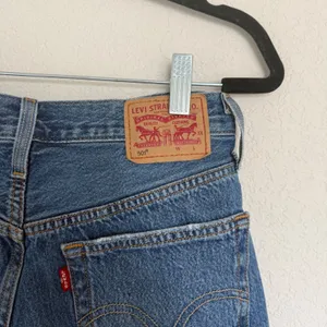 Levis 501 Original High Rise Cutoff‎ Denim Shorts Distressed Blue 26 Summer Jean thumbnail 3