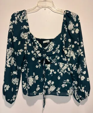 Abercrombie Dark Green Cream Floral Cutout Long Sleeve Smock Back Crop Top L thumbnail 1