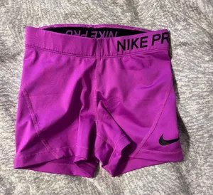 Nike pro spandex thumbnail 1