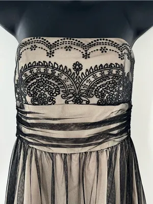 David’s Bridal Caviar Beaded Black Netting Over Beige Lining Cocktail-Size 8 thumbnail 6