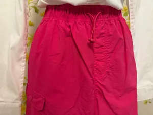 High waist parachute cargo pants in hot pink size M thumbnail 4