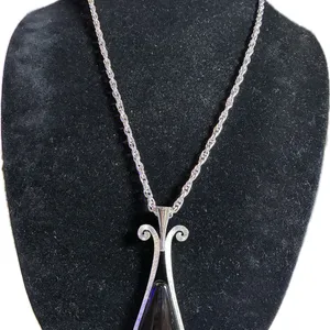 1970's Signed Avon Long Teardrop Pendant Necklace Black & Silver Tone 24" Chain thumbnail 2