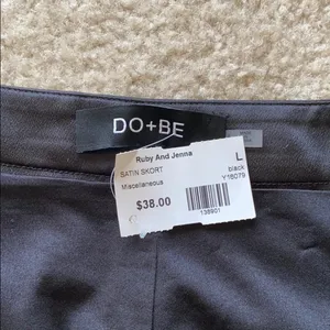 DO+BE Black satin skort thumbnail 2