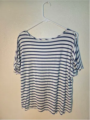 Colette Women’s Striped Dolman Sleeve Tee Nautical Navy White Size M W-217 thumbnail 2