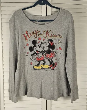 Disney Store Gray Mickey‎ & Minnie Long Sleeve Thermal Hugs & Kisses Top XXL thumbnail 1