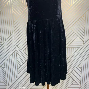 Minkpink Clean Little Black Velvet‎ Dress Sheer thumbnail 5