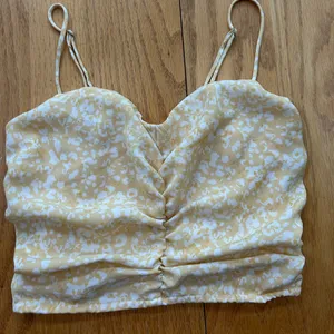 Abercrombie & Fitch Yellow and White Floral Ruched Front Womens Tank Top Size XS thumbnail 5