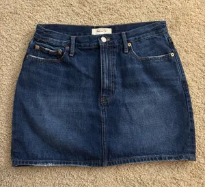 Gap Dark Wash Denim Skirt thumbnail 1