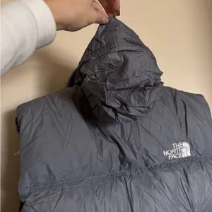 Vintage Y2K The‎ North Face Nuptse Retro Goose Down Puffer Vest S S Silver grey thumbnail 5