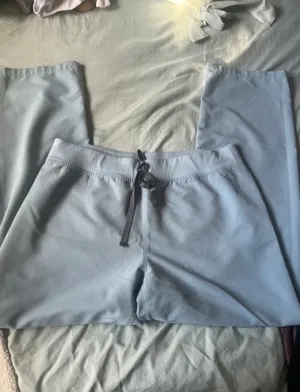 Figs scrub set size Large thumbnail 4