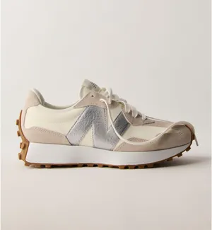 New Balance 327 Women’s Sneakers thumbnail 2