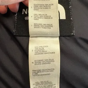 Vintage 2005 The North Face Black Puffer‎ Coat with High Collar Insulated Design thumbnail 11